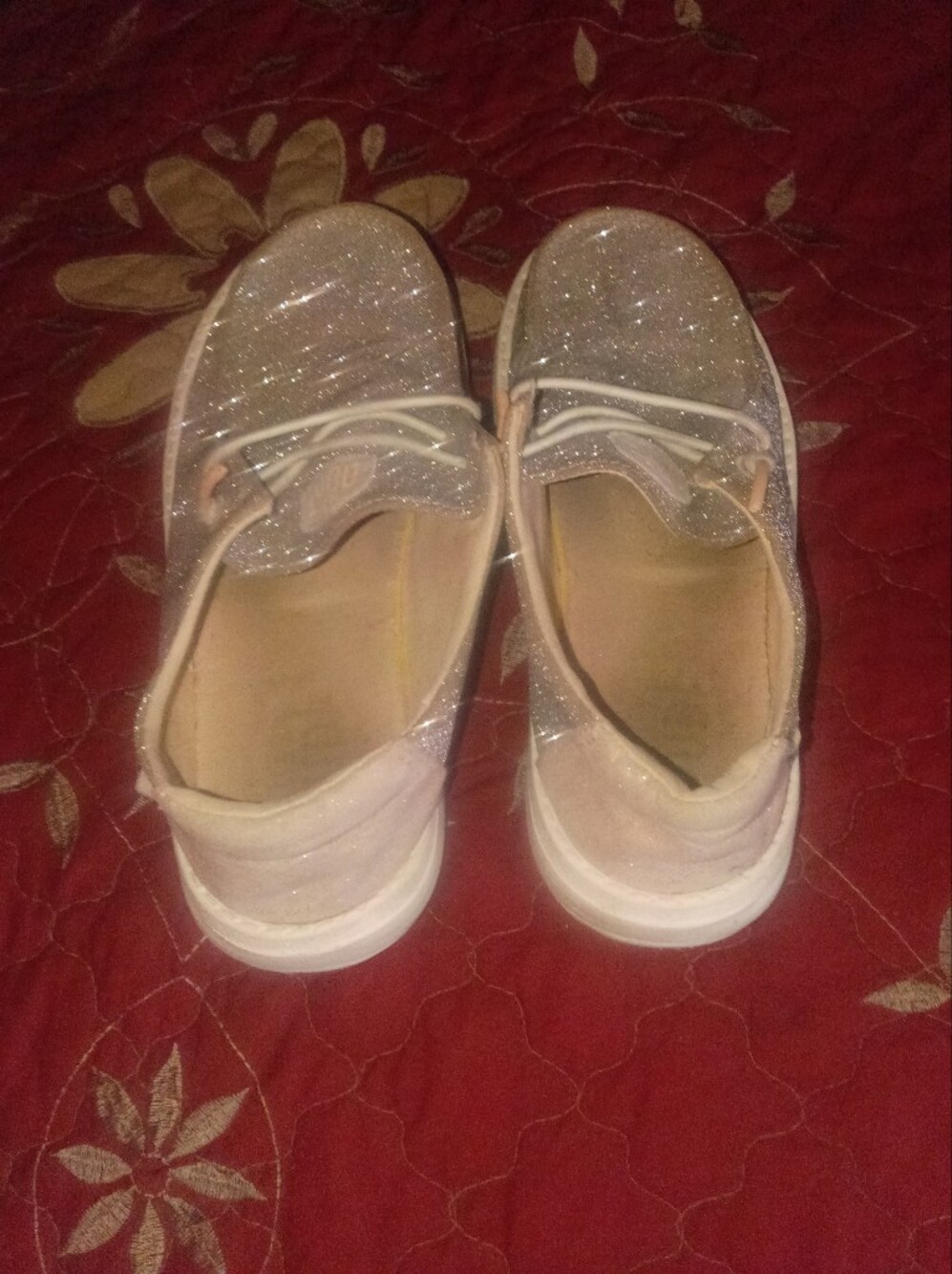 Girls Glitter Slip-On Sneakers in Light Pink
